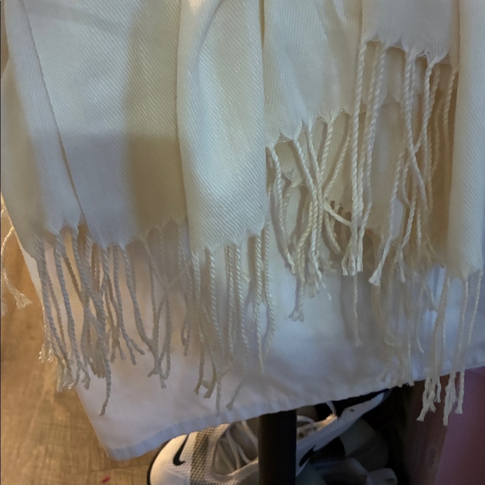 InCashmere Cream Scarf - Picture 3 of 4